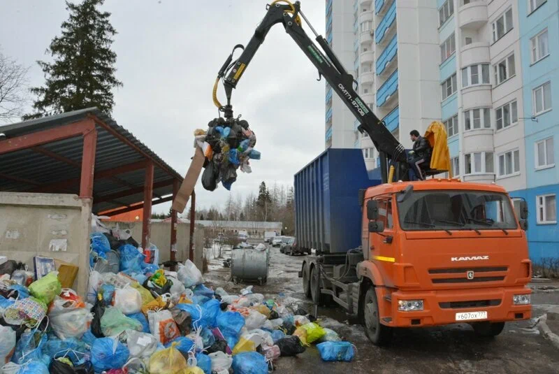 Вывоз бытового мусора в Тайшете с погрузкой в октябре