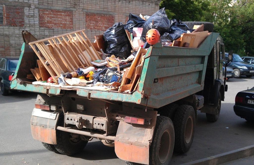 Вывоз мусора из магазина в Тайшете от ПроМусор: услуги, цена от 1817 руб., утилизация отходов