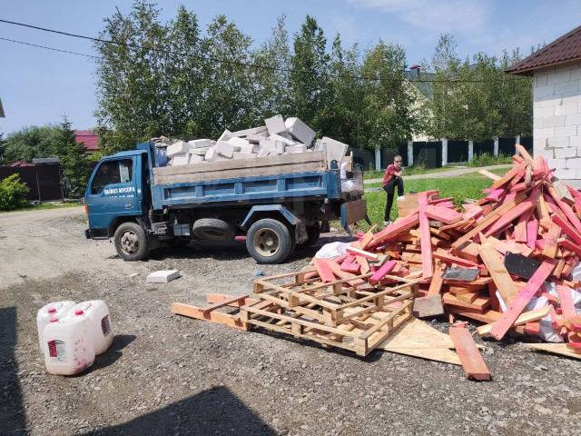 Вывоз мусора с чердака в Тайшете в октябре